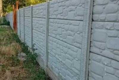 Casă cu 5 camere cu Teren 1948 Mp în Central - 2