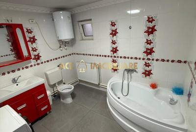 Casă individuală cu 7 camere cu Canalizare în Titan - 12