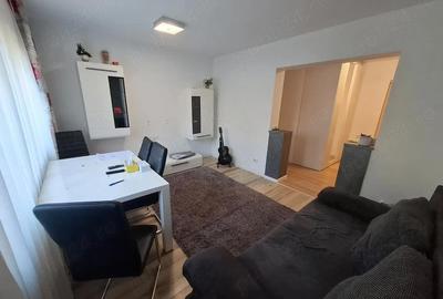 Apartament cu 4 camere decomandat în Central - 4