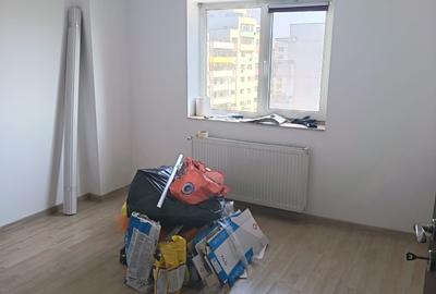 Apartament cu 3 camere decomandat în Sebastian