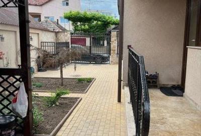 VILA P+1+M+POD ZONA BRATIANU - 2