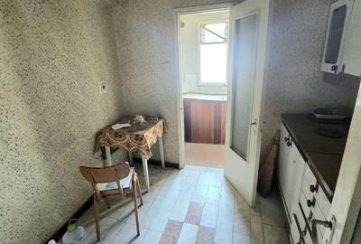 Apartament cu 3 camere decomandat în Mioriței - 5