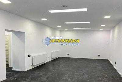 Spațiu comercial, de 70 mp, în Cetate - 2