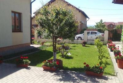 Casă cu 4 camere în Central - 3