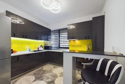 Casa de vanzare  |  Ulmi  |  4 camere - 8