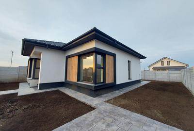 Casa individuala 3 camere-GATA DE MUTARE/Com.Berceni - 2