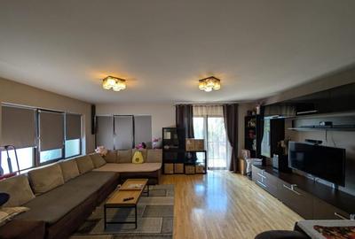 Casă cu 5 camere cu Teren 250 Mp în Florești - 1