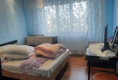 Apartament cu 3 camere semidecomandat în Țiglina 3 - 3