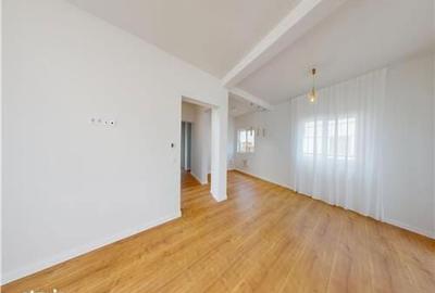 Casă cu 4 camere cu Teren 470 Mp în Central - 3