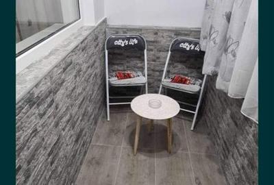 Apartament cu 2 camere decomandat în Palazu Mare - 3