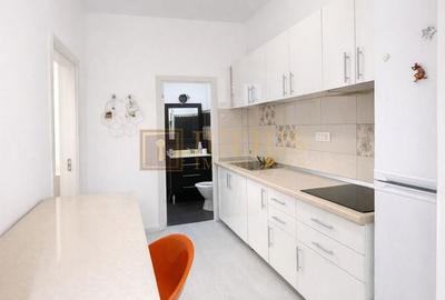 Apartament cu 2 camere decomandat în Ultracentral