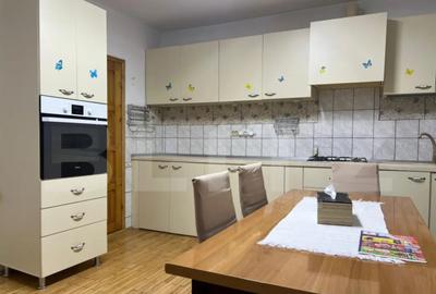 Casă cu 4 camere cu Teren 264 Mp în Central - 6