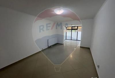 Spațiu comercial, de 30 mp, în Central - 6