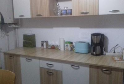 Apartament cu 2 camere decomandat în Dâmbu Pietros - 3