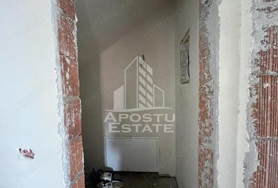 DE VANZARE casa alipita in Covaci cu curte mare - 2