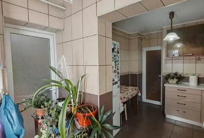 Apartament cu 3 camere decomandat în Siderurgiștilor - 11