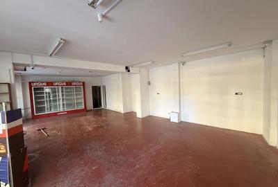 Spațiu comercial, de 84 mp, în Nord - 4