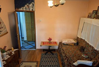 2 camere Tudor, Decomandat/ Centrală , finisaje clasice/ NEGOCIABIL ! - 6
