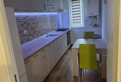 Apartament decomandat în Florești - 1