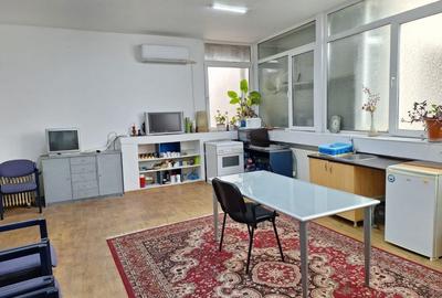 Vila fara risc seismic,renovata,izolata ext,P+1+pod inalt,9 camere,4 bai,pivnita - 25