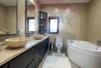 Casă individuală cu 8 camere cu Teren 843 Mp în 1 Decembrie - 9