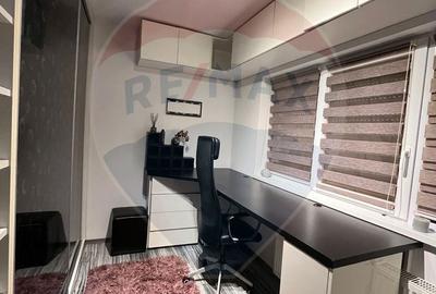 Apartament cu 3 camere semidecomandat în Valea Lupului - 3