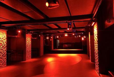 Spațiu comercial, de 520 mp, în Central - 11