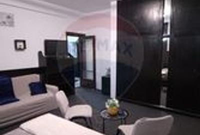 Apartament cu 2 camere decomandat, mobilat în P-ța Romană - 2