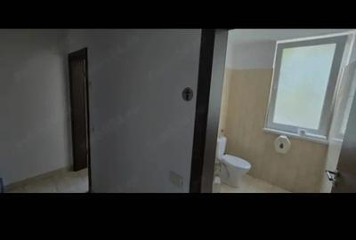 Spațiu comercial, de 140 mp, în Central - 5