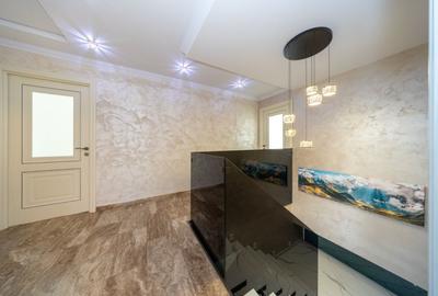 Casă individuală cu 6 camere cu Canalizare în Exterior Est - 13