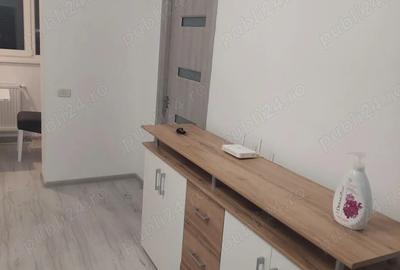 Garsonieră decomandată în Roșu - 3