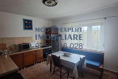 Casă cu 4 camere în Ceahlău - 10