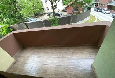 Apartament cu 2 camere semidecomandat în Războieni