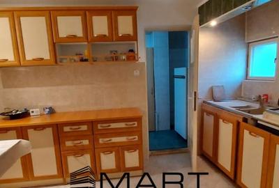 Casă cu 7 camere cu Canalizare în Calea Poplăcii - 2