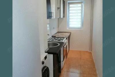 Apartament cu 2 camere semidecomandat în Progresul - 2