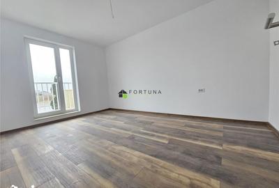 Apartament cu 3 camere în Sânpetru - 5