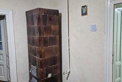 Casă cu 3 camere în Sânleani