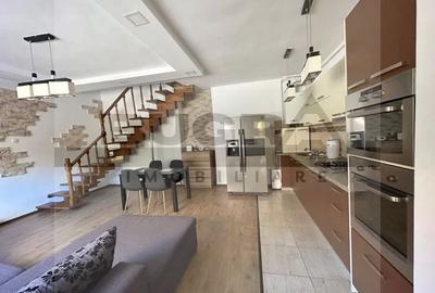 Apartament 2 camere, 60 mp, 2 parcari, zona Ultracentrala