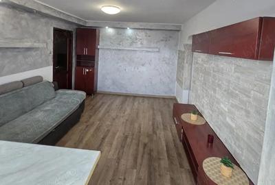 Apartament cu 2 camere semidecomandat în Semicentral