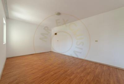 Casa cu 9 camere, pretabila business - Stefanesti, Drumul Morii! - 8