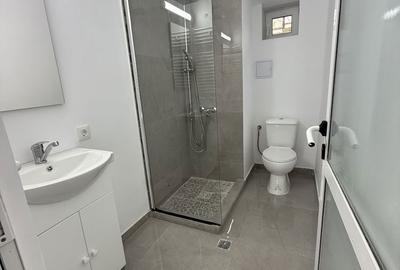 Garsonieră decomandată în Central - 9