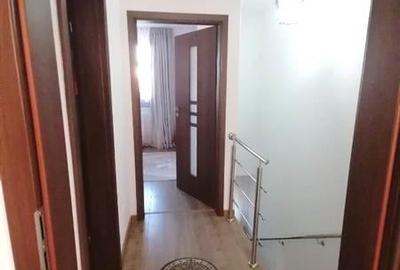 Casa - Prelungirea Ghencea-  Cartierul Latin -  135000E - negociabil -bucatarie - 19