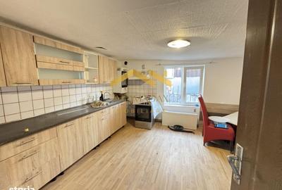 Casă cu 3 camere cu Teren 250 Mp în Sânmihaiu Român - 2