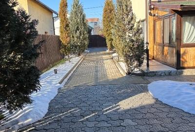 Casă individuală cu 5 camere cu Teren 700 Mp în Sânpetru - 11