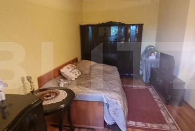 Casă cu 5 camere cu Teren 320 Mp în Central - 1
