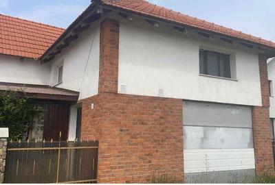 Casă cu 4 camere în Leș - 6