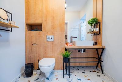 Inchiriere 2 camere, lux, zona REX - 2