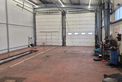 Spațiu comercial, de 220 mp, în Central - 1