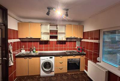 Apartament cu 2 camere decomandat în Micro 17 - 2