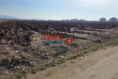 Teren de 2097 mp, în Central